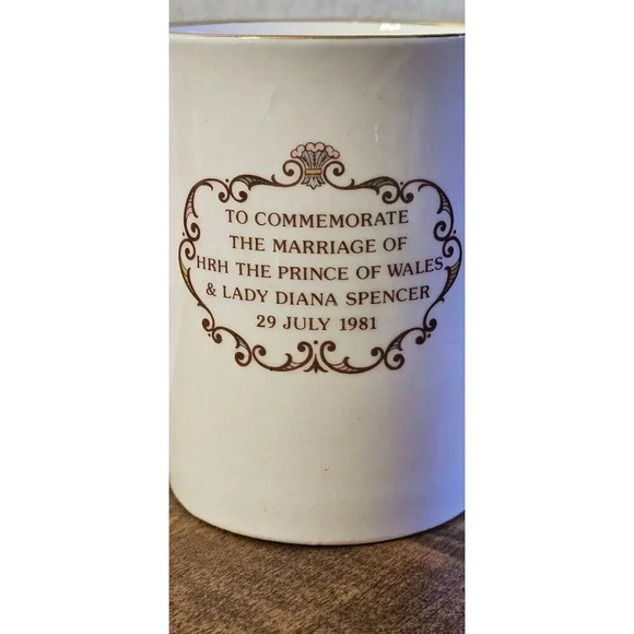 Vtg 1981 Royal Mug Prince of Wales & Lady Diana Spencer Elizabethan Bone China - Picture 6 of 11